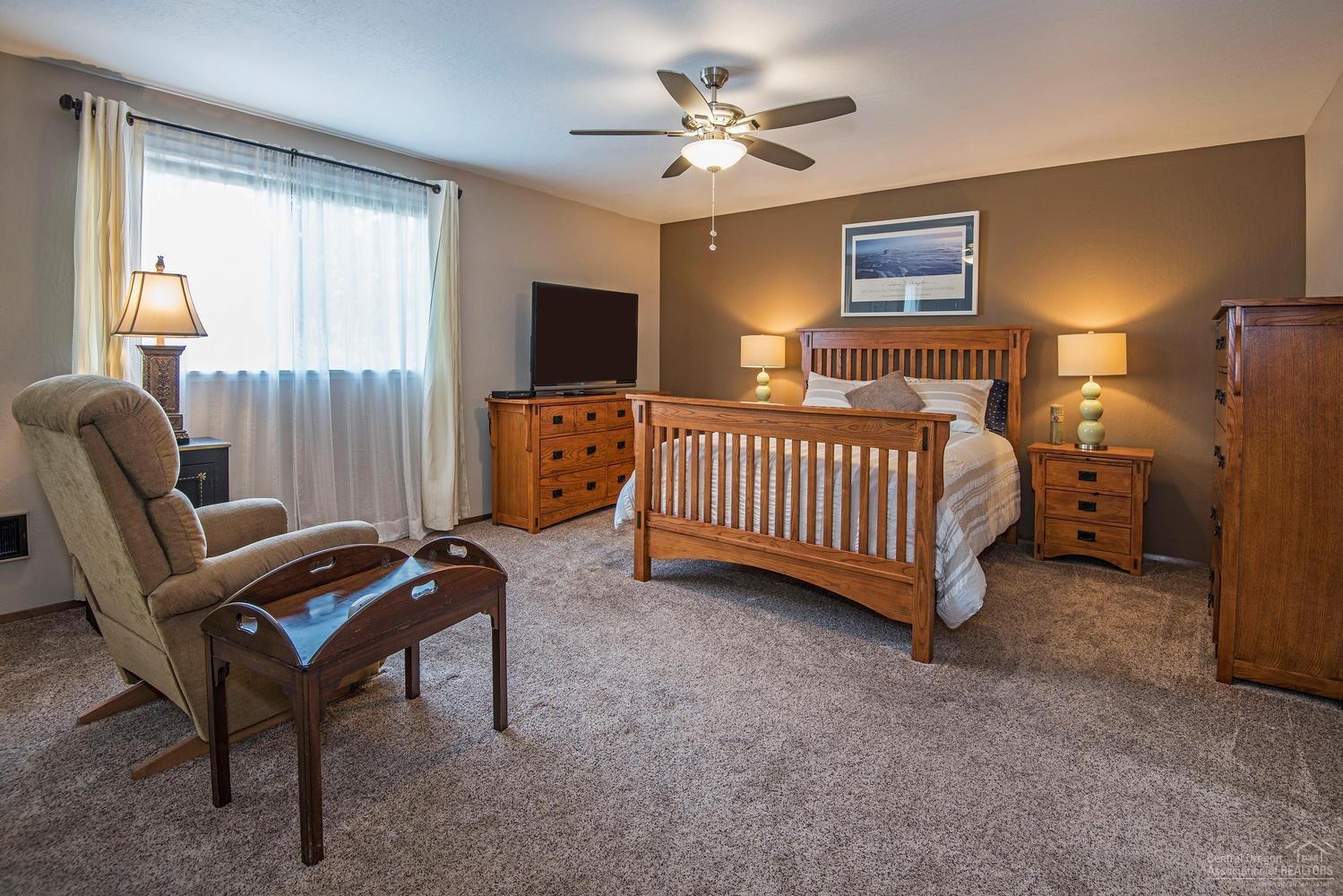 Woodside Ranch - Residential