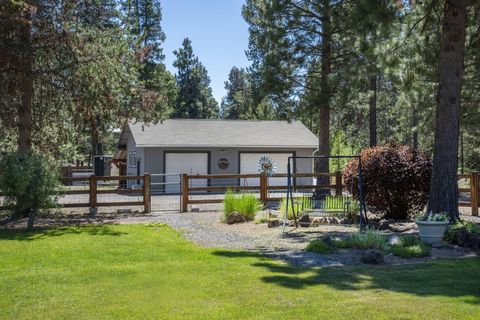 Tiny photo for 16111 Lava Drive, La Pine, OR 97739 (MLS # 220213342)