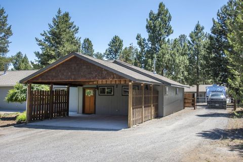 Tiny photo for 16111 Lava Drive, La Pine, OR 97739 (MLS # 220213342)