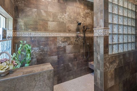 Tiny photo for 16111 Lava Drive, La Pine, OR 97739 (MLS # 220213342)