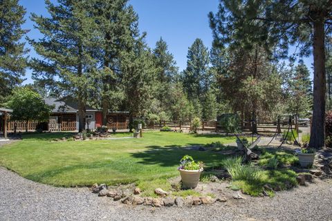 Tiny photo for 16111 Lava Drive, La Pine, OR 97739 (MLS # 220213342)