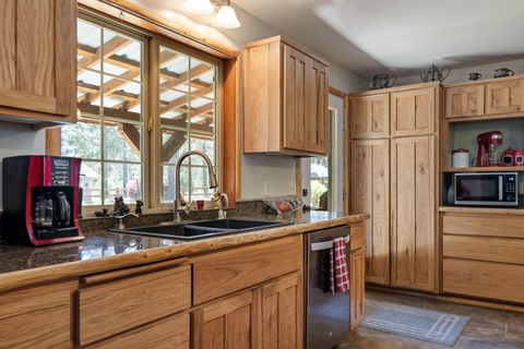 Tiny photo for 16111 Lava Drive, La Pine, OR 97739 (MLS # 220213342)