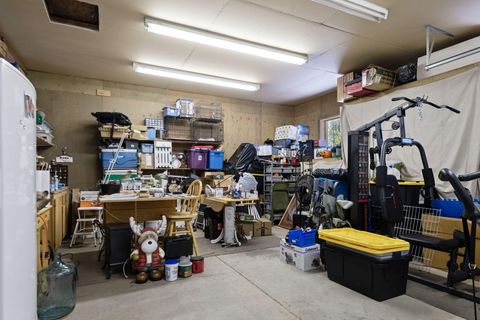 Tiny photo for 16111 Lava Drive, La Pine, OR 97739 (MLS # 220213342)