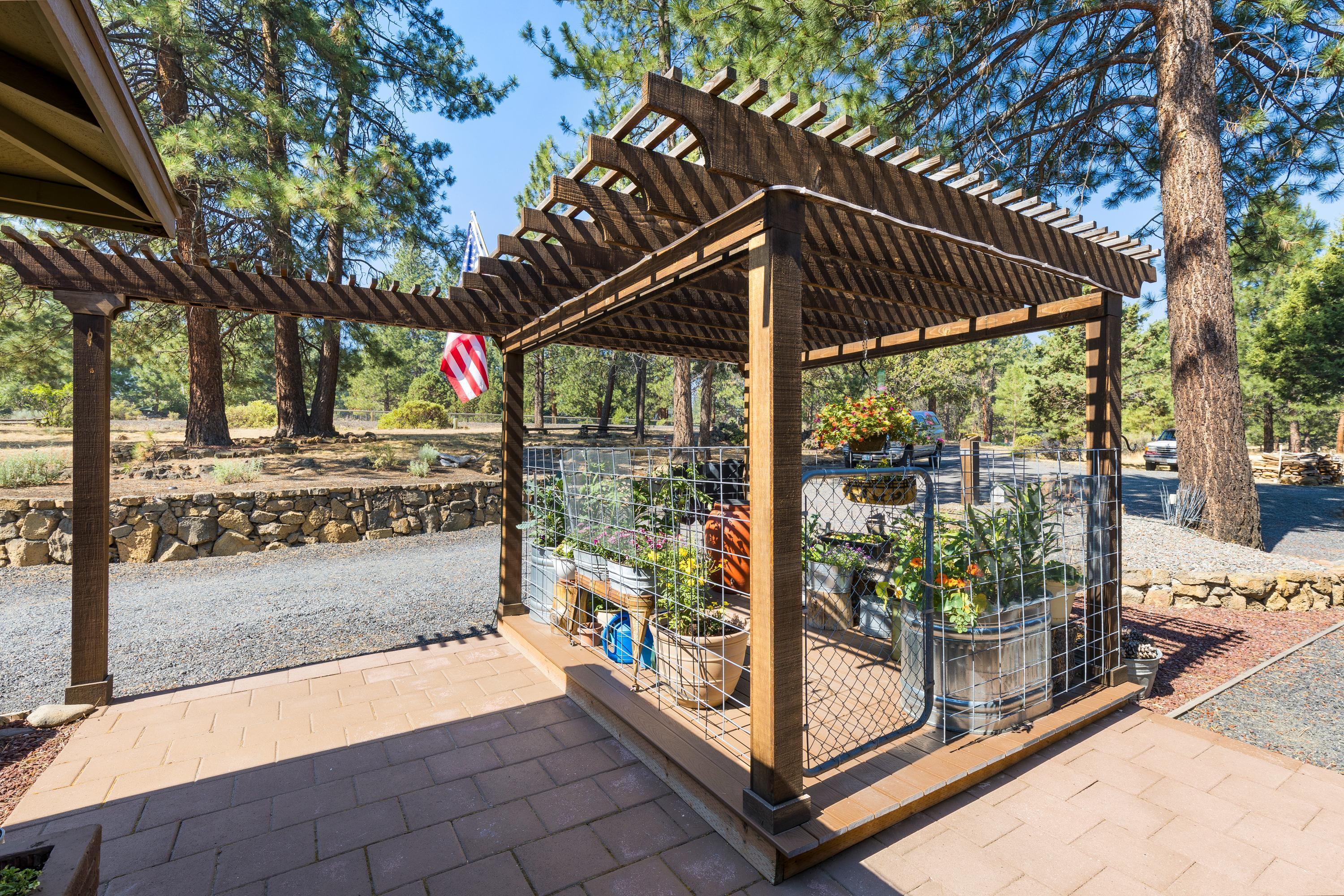 Woodside Ranch - Residential