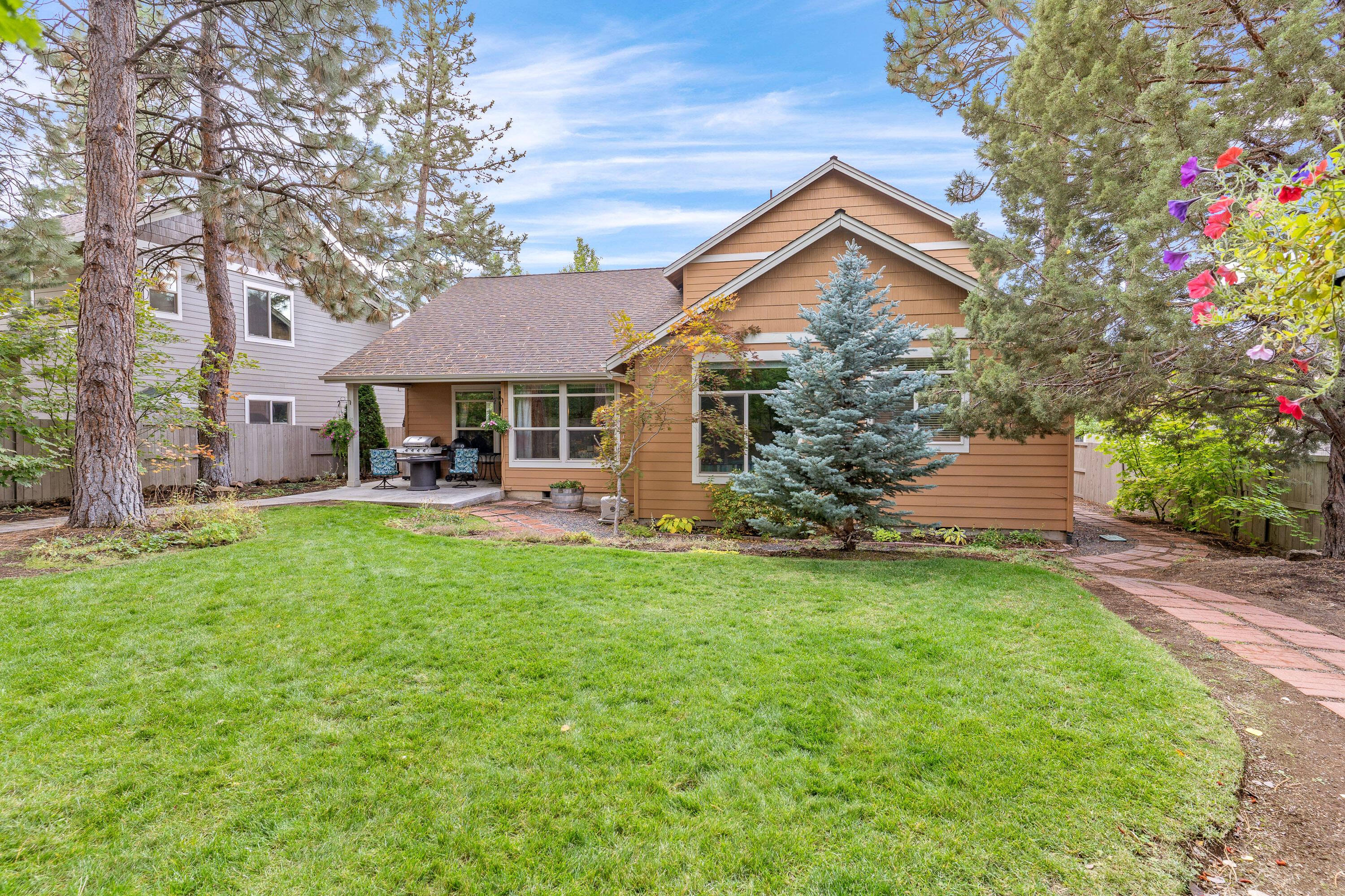 River Rim - Residential