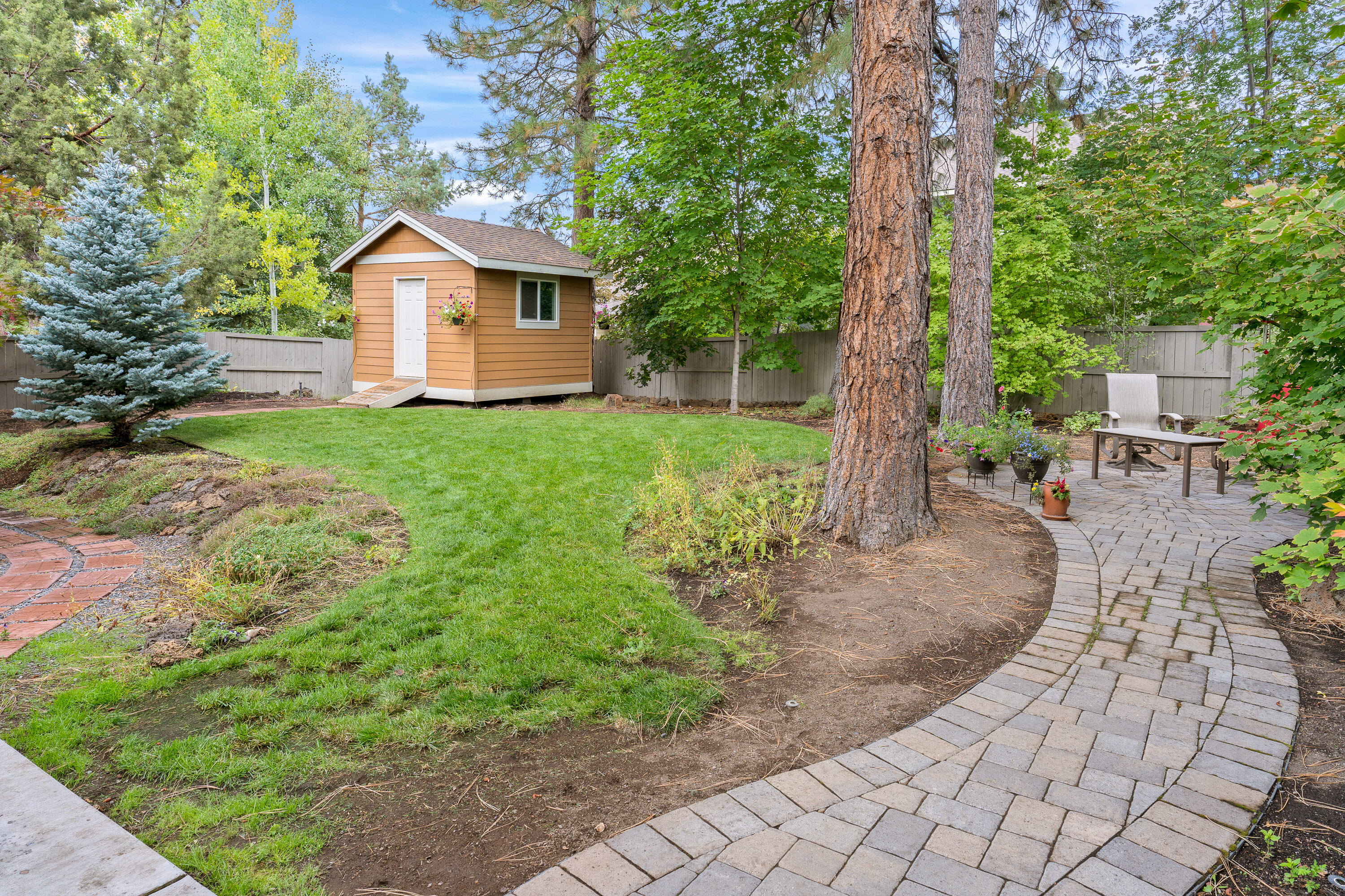 River Rim - Residential