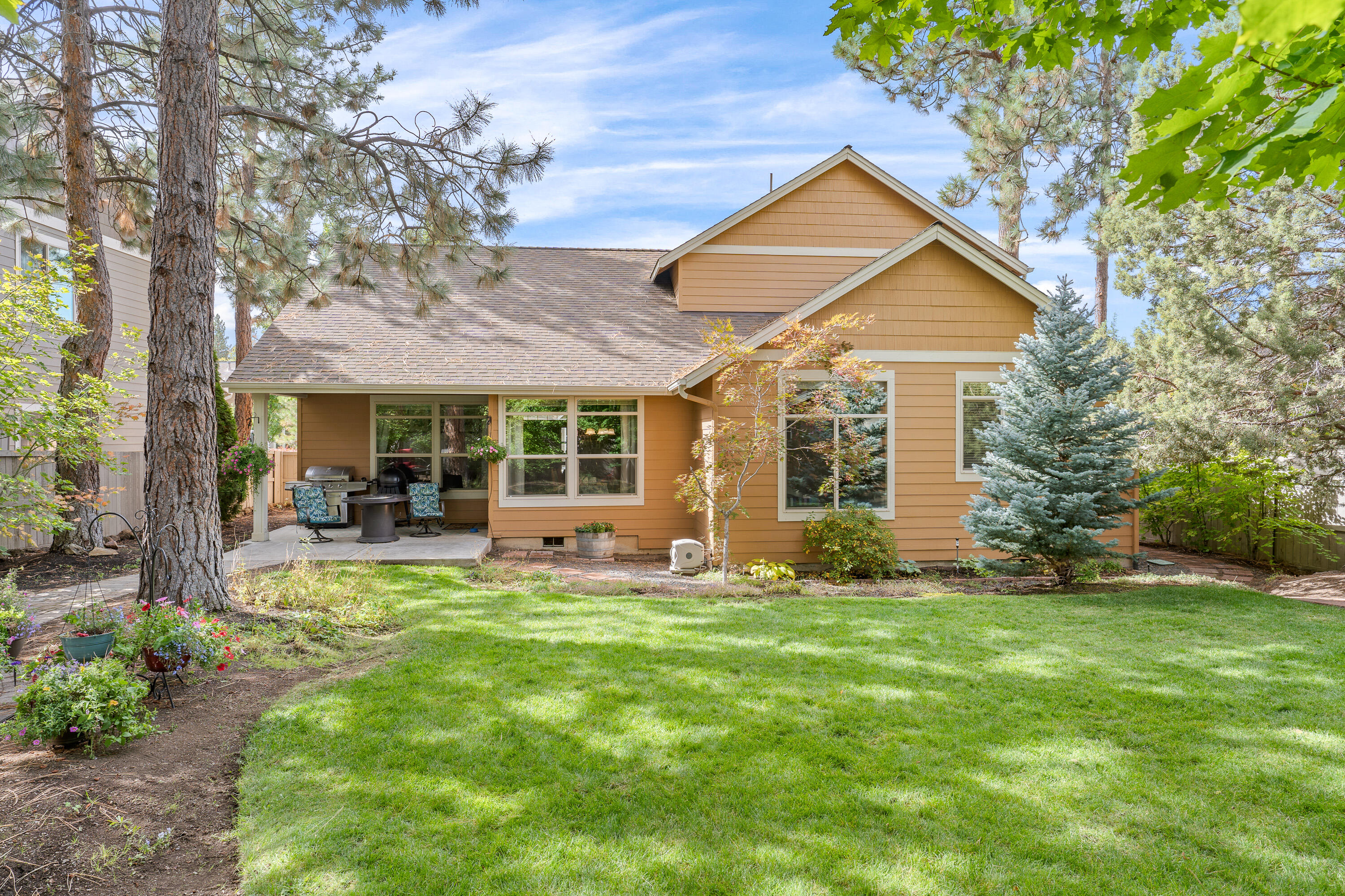 River Rim - Residential