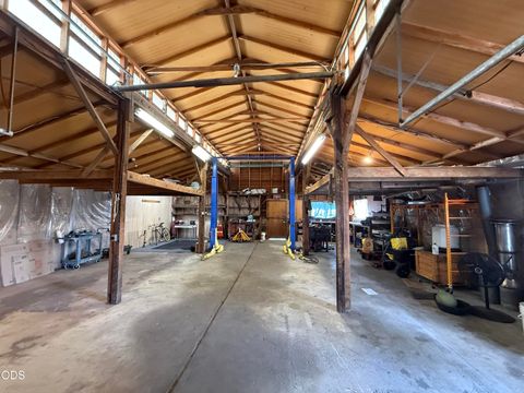 Tiny photo for 3330 Orindale Road, Klamath Falls, OR 97601 (MLS # 220224559)