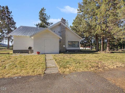 Tiny photo for 3330 Orindale Road, Klamath Falls, OR 97601 (MLS # 220224559)
