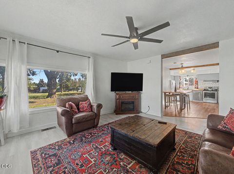 Tiny photo for 3330 Orindale Road, Klamath Falls, OR 97601 (MLS # 220224559)