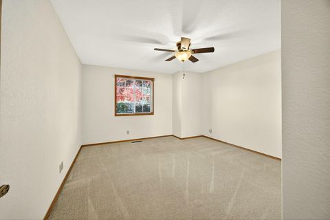 Tiny photo for 465 Creekside Circle, Central Point, OR 97502 (MLS # 220212149)