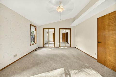 Tiny photo for 465 Creekside Circle, Central Point, OR 97502 (MLS # 220212149)