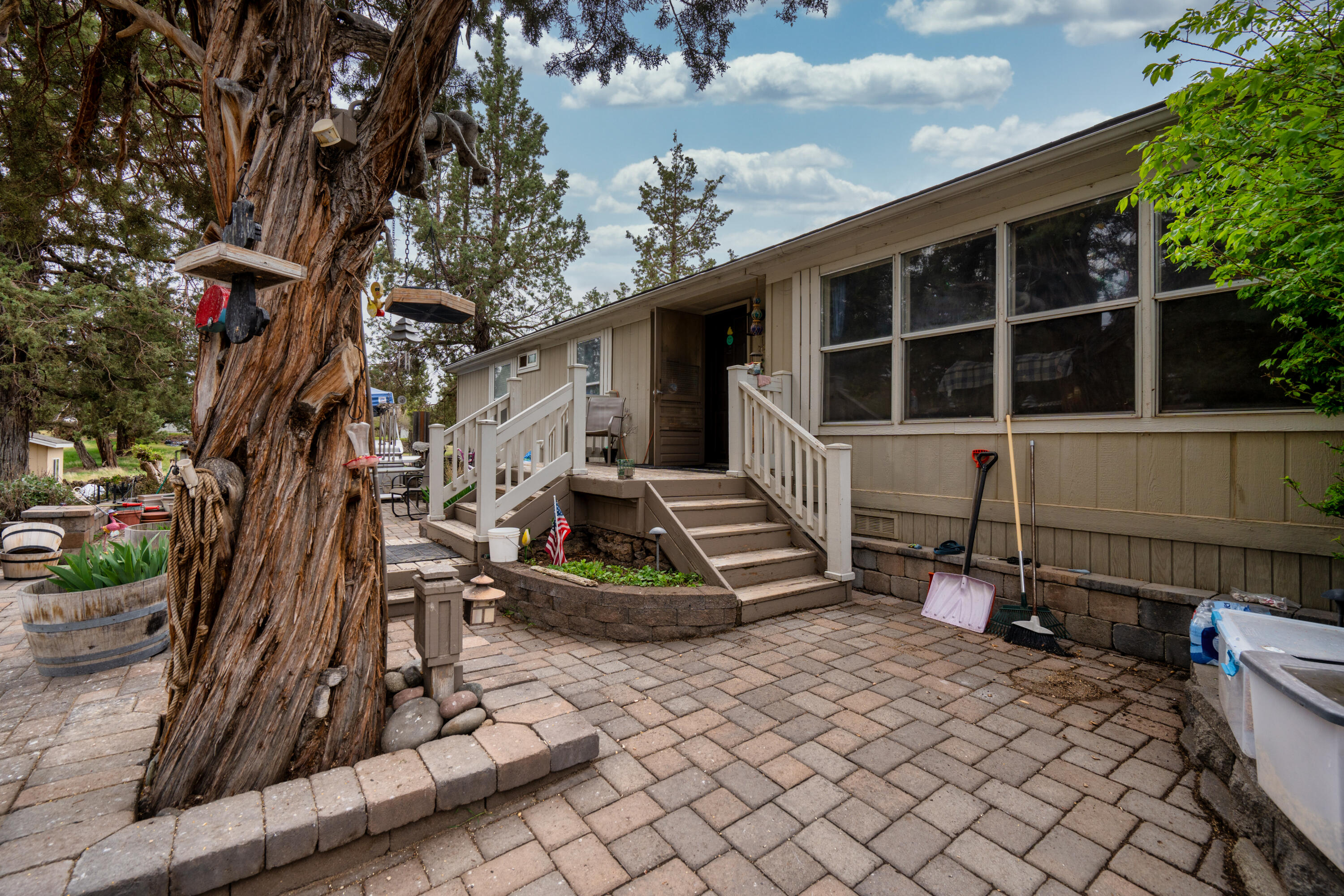 4715 NW 49th Lane