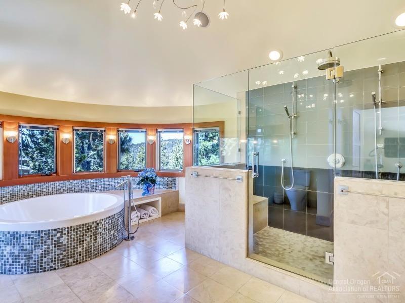 Skyliner Summit - Residential