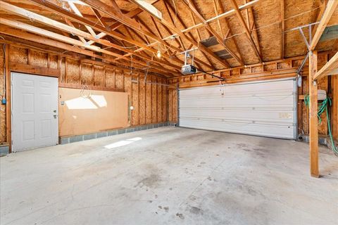 Tiny photo for 206 Eagle View Drive, Eagle Point, OR 97524 (MLS # 220220178)