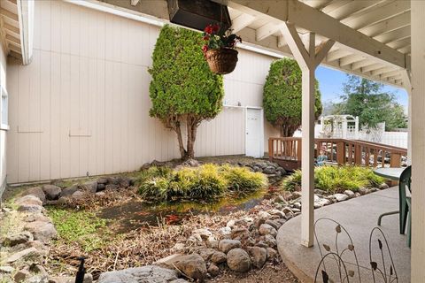 Tiny photo for 206 Eagle View Drive, Eagle Point, OR 97524 (MLS # 220220178)