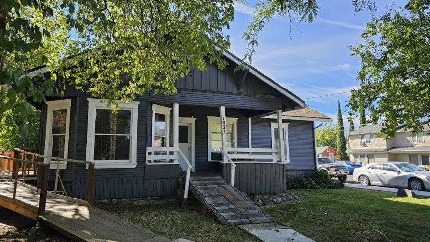 Great Investment Property located on a corner lot in a central location close to shopping, public transportation and other amenities.  Some recent improvements include: exterior paint, gutters, electrical meters and some flooring.  All units are one bedroom and one bathroom.  Unit #1 is rented for $735.00, #2 $775.00, #3 $550.00 and #4 $550.00 for a total of $2,610.00 per mo. with a gross of $31,320.00 annually. Units 2 and 4 have washer / dryer hookups.  1021 Niantic Street is the TriPlex buillt in 1908 and 408 Liberty Street is a single dwelling built in 1920.  Both addresses are on the same tax lot and can not be sold separately.  Long-term tenants that wish to stay will make this an easy transition.  Property being sold As-is!