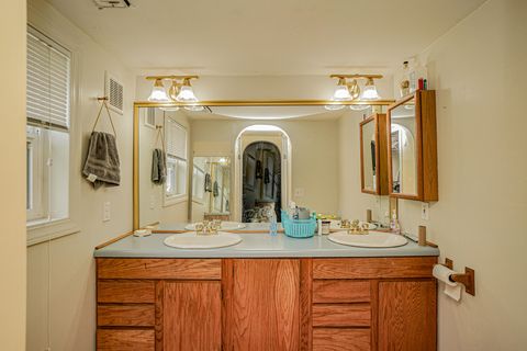 Tiny photo for 7103 Wagner Creek Road, Talent, OR 97540 (MLS # 220211462)