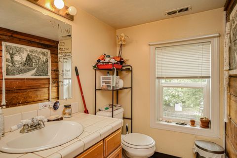 Tiny photo for 7103 Wagner Creek Road, Talent, OR 97540 (MLS # 220211462)