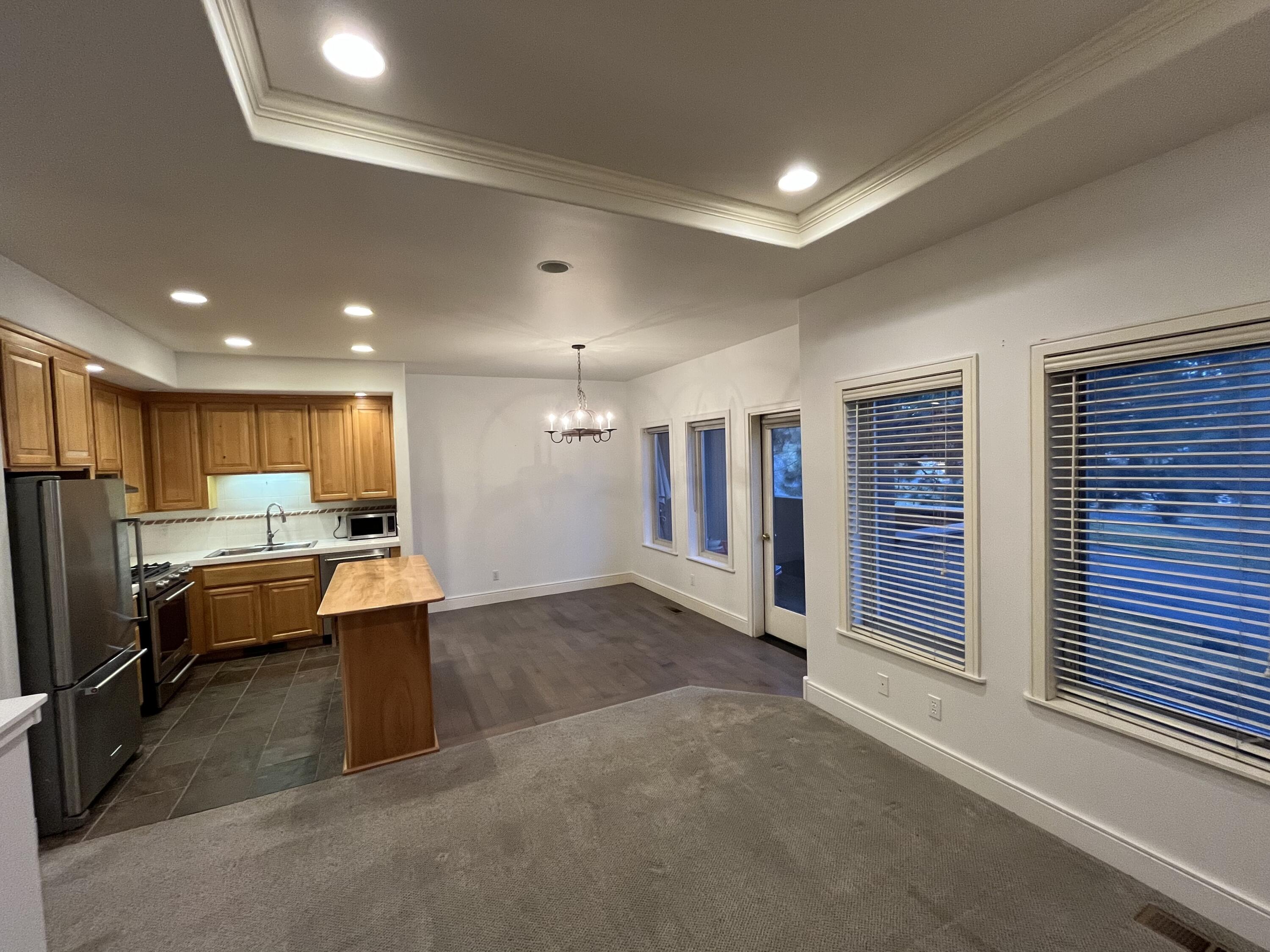 Broken Top - Residential