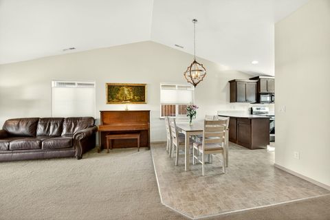 Tiny photo for 3537 Durst Street, Medford, OR 97504 (MLS # 220211178)