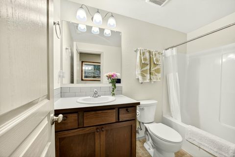 Tiny photo for 3537 Durst Street, Medford, OR 97504 (MLS # 220211178)