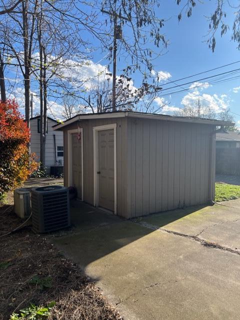 Laurelhurst Addition - Residential Income