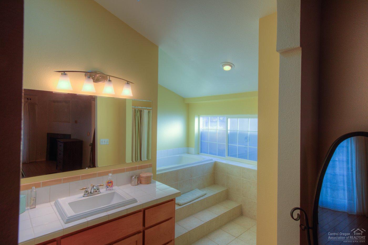 WhisperingPinesCondo - Residential