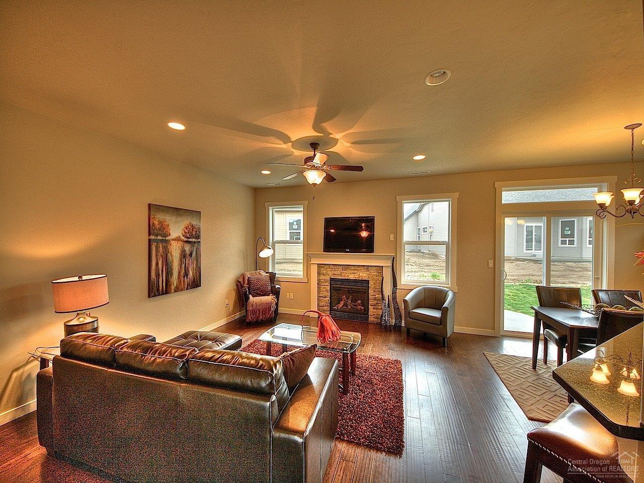 Pettigrew Place - Residential