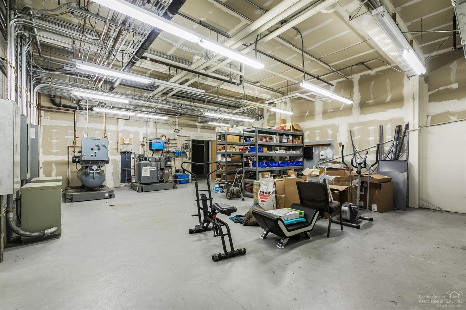 CLACC - Commercial Sale