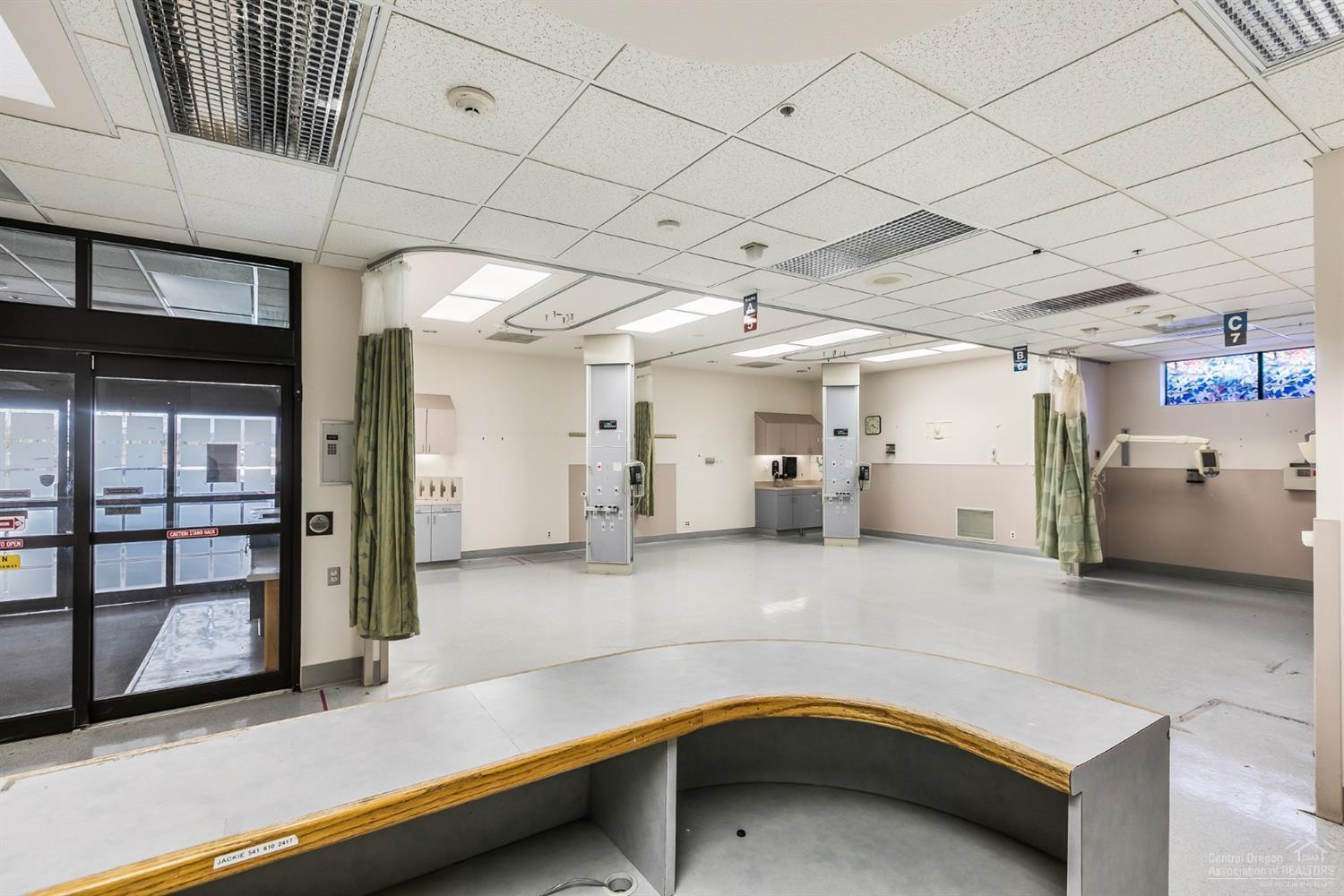 CLACC - Commercial Sale