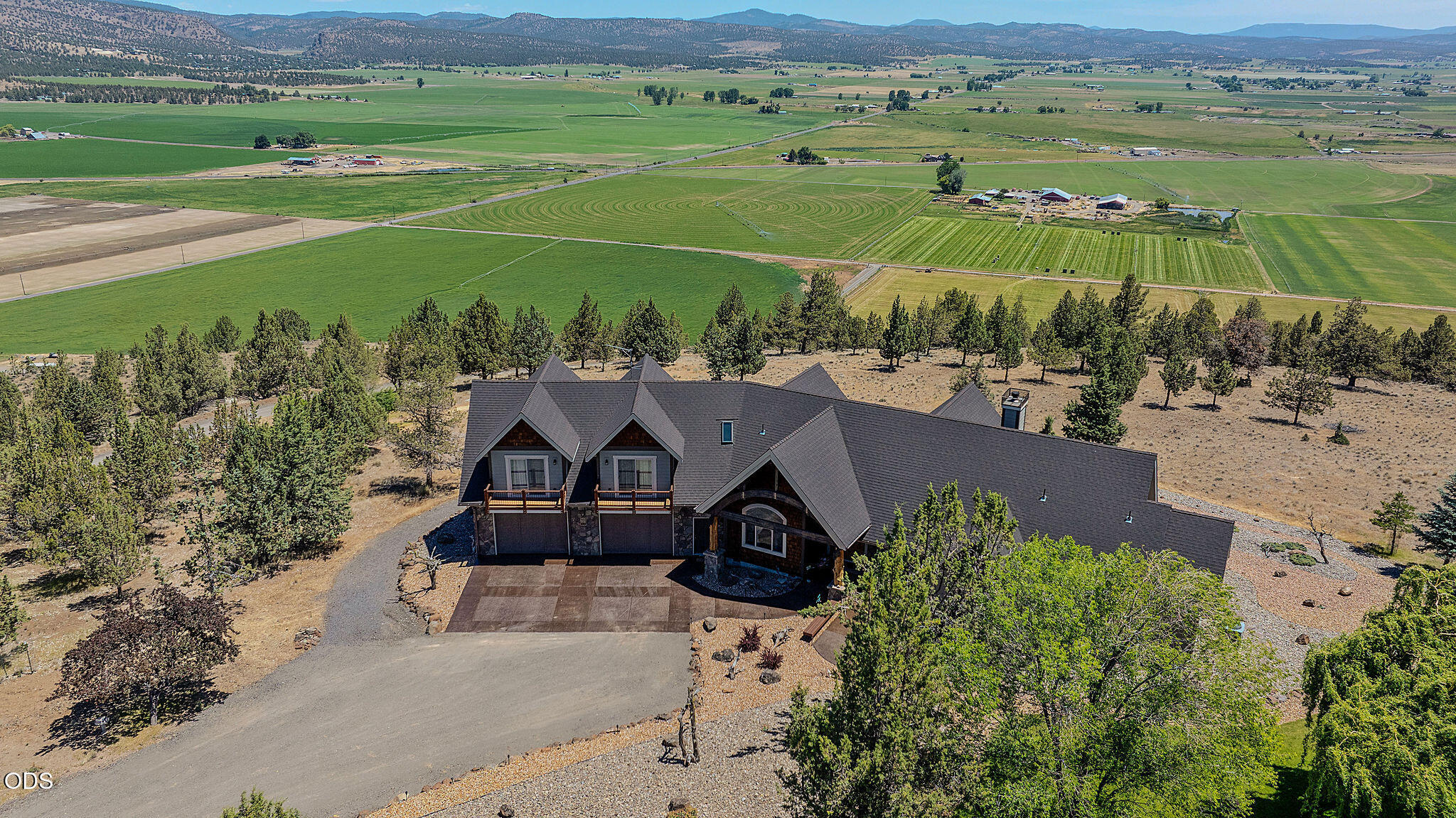 9075 NW Panorama