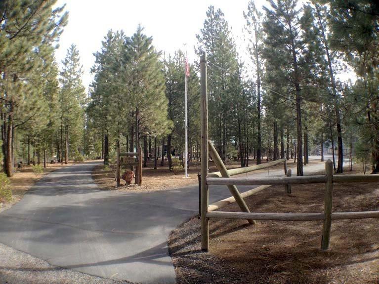 Wagon Trail Acreages - Residential