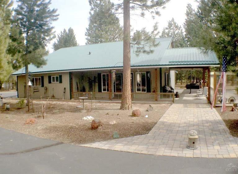 Wagon Trail Acreages - Residential