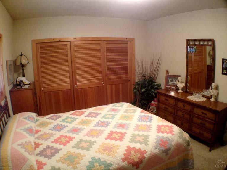 Wagon Trail Acreages - Residential