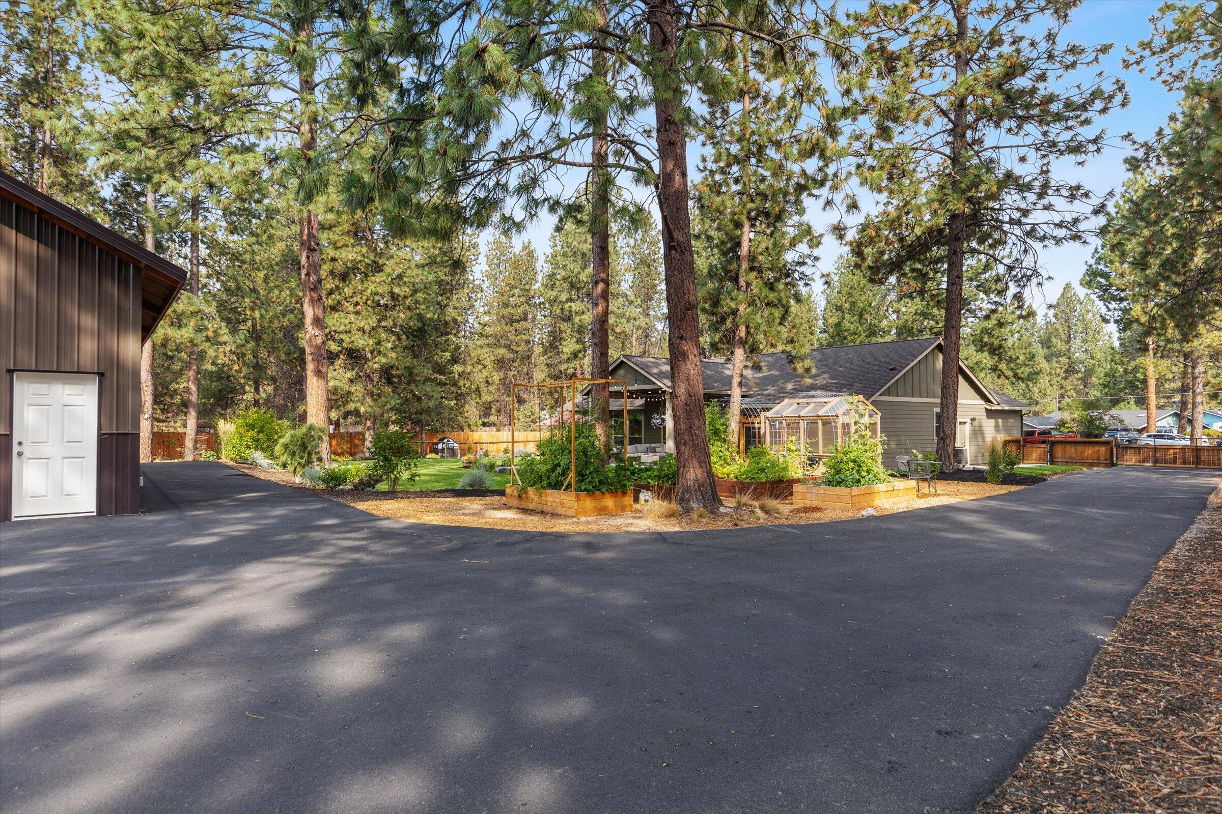 Deschutes RiverWoods - Residential