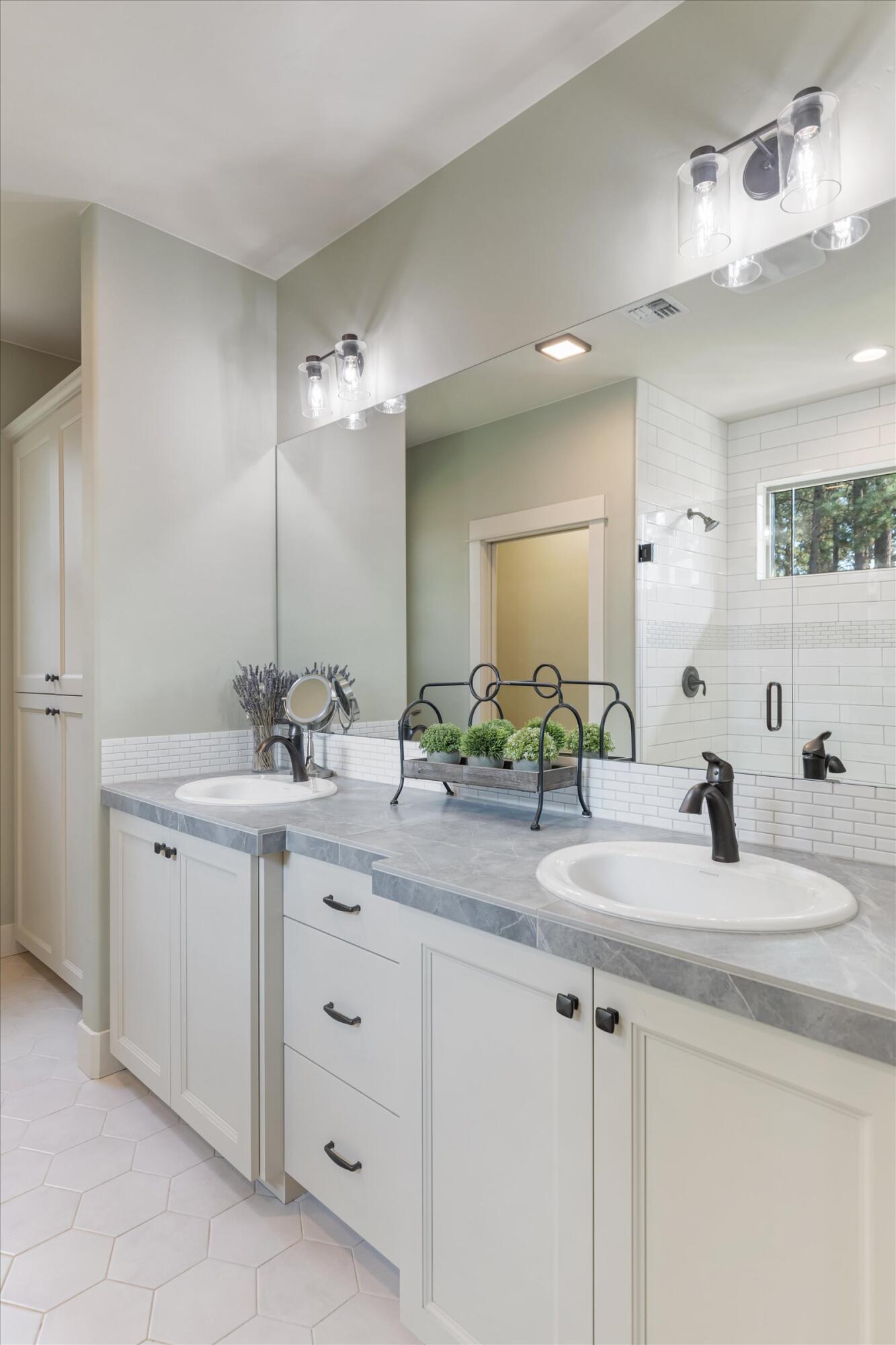 Deschutes RiverWoods - Residential