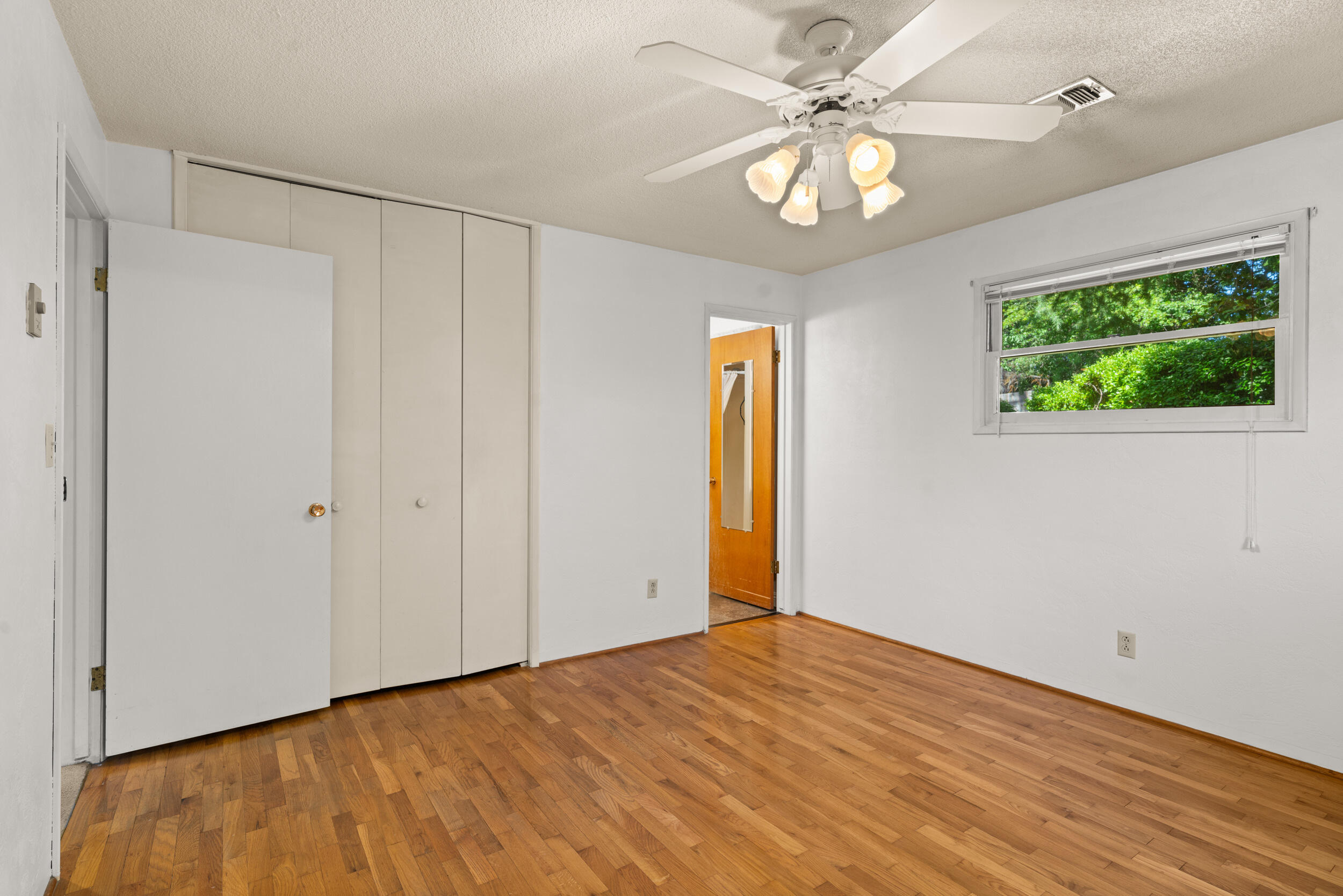 Siskiyou Heights Addition - Residential