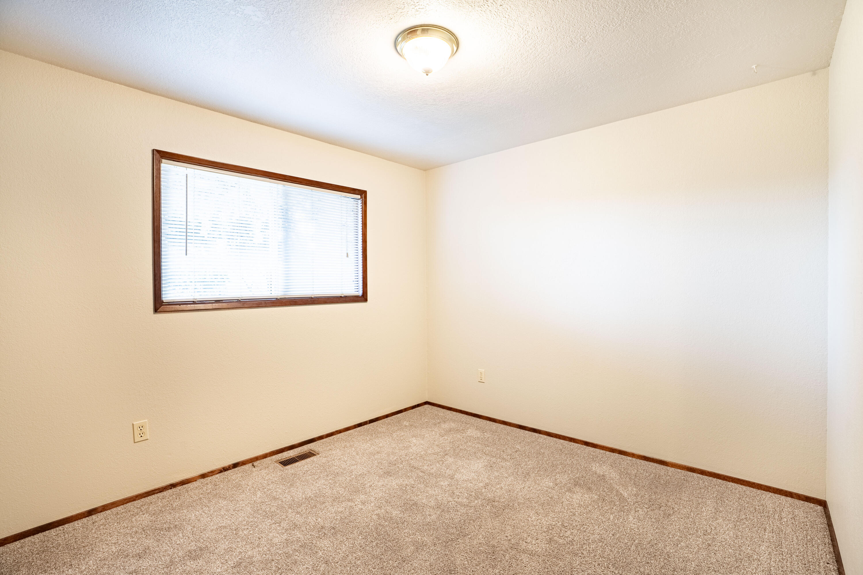 Mw Acre Tracts - Residential