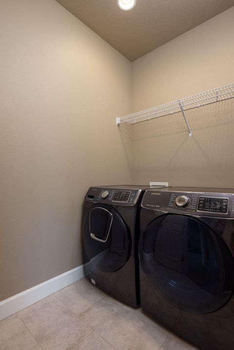 Tiny photo for 62905 Daniel Road, Bend, OR 97701 (MLS # 220212568)