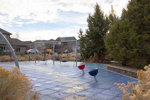 Tiny photo for 62905 Daniel Road, Bend, OR 97701 (MLS # 220212568)