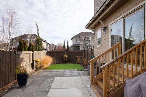 Tiny photo for 62905 Daniel Road, Bend, OR 97701 (MLS # 220212568)