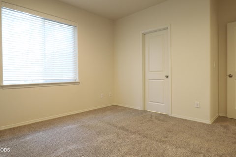 Tiny photo for 16625 Landing Court, La Pine, OR 97739 (MLS # 220227397)