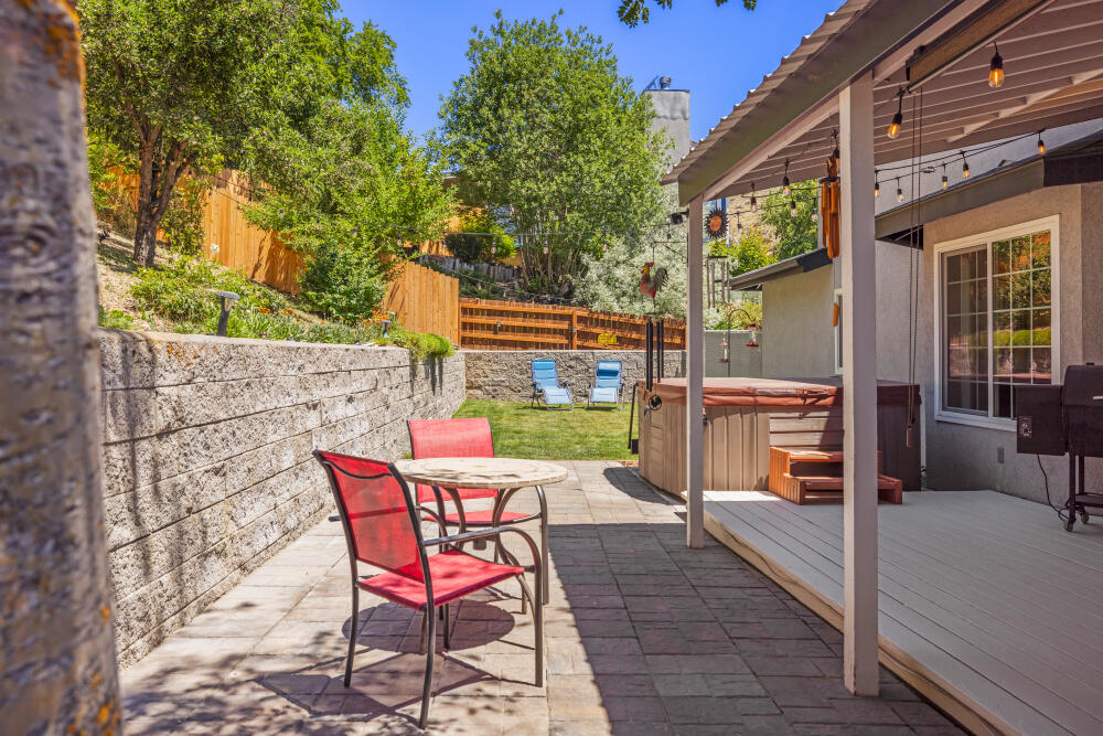 Klamath Falls -Nob Hill - Residential