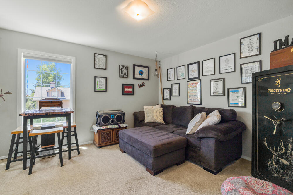 Klamath Falls -Nob Hill - Residential