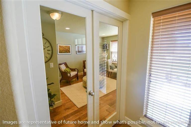 Eagle's Landing - Residential