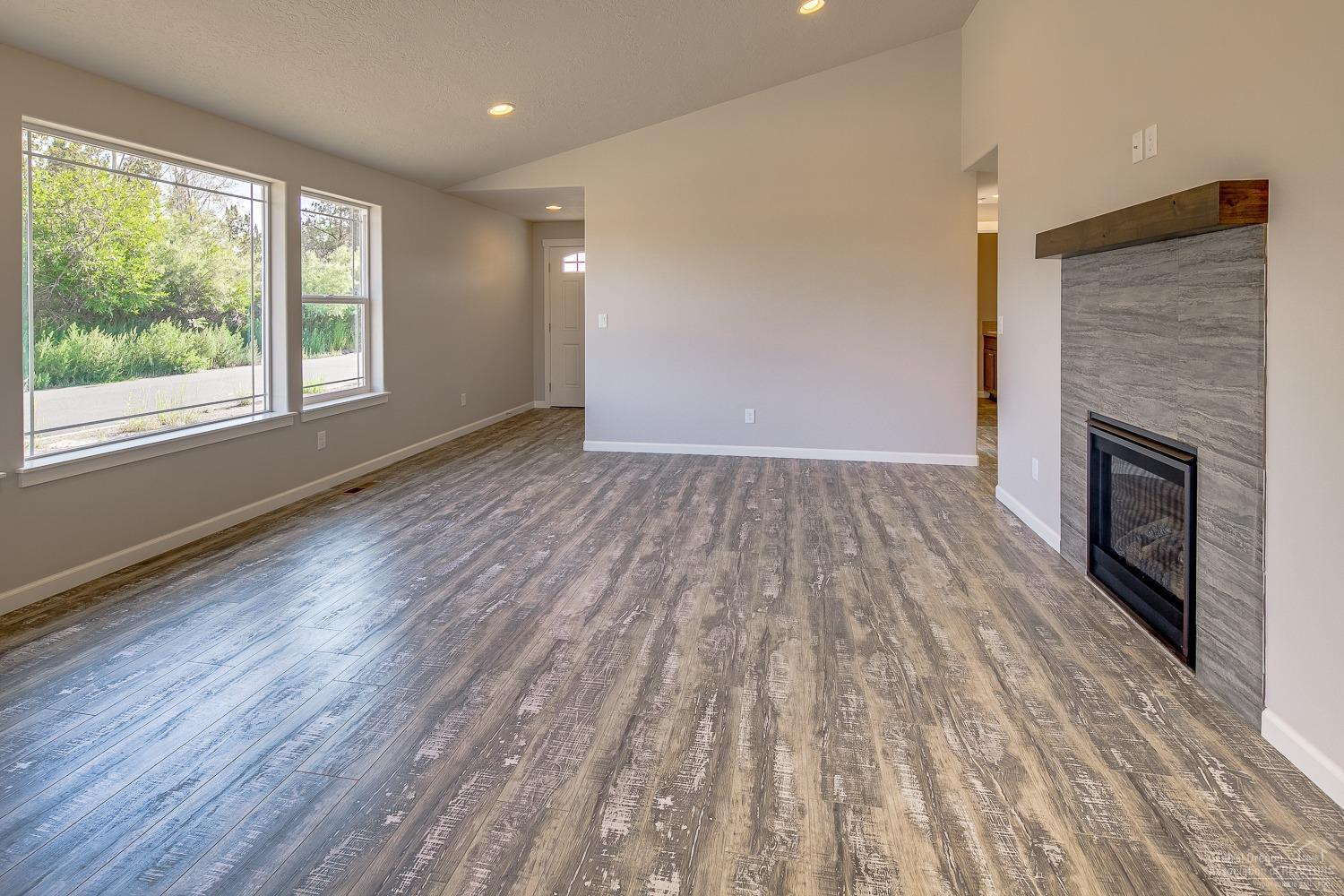 Fieldstone Crossing - Residential