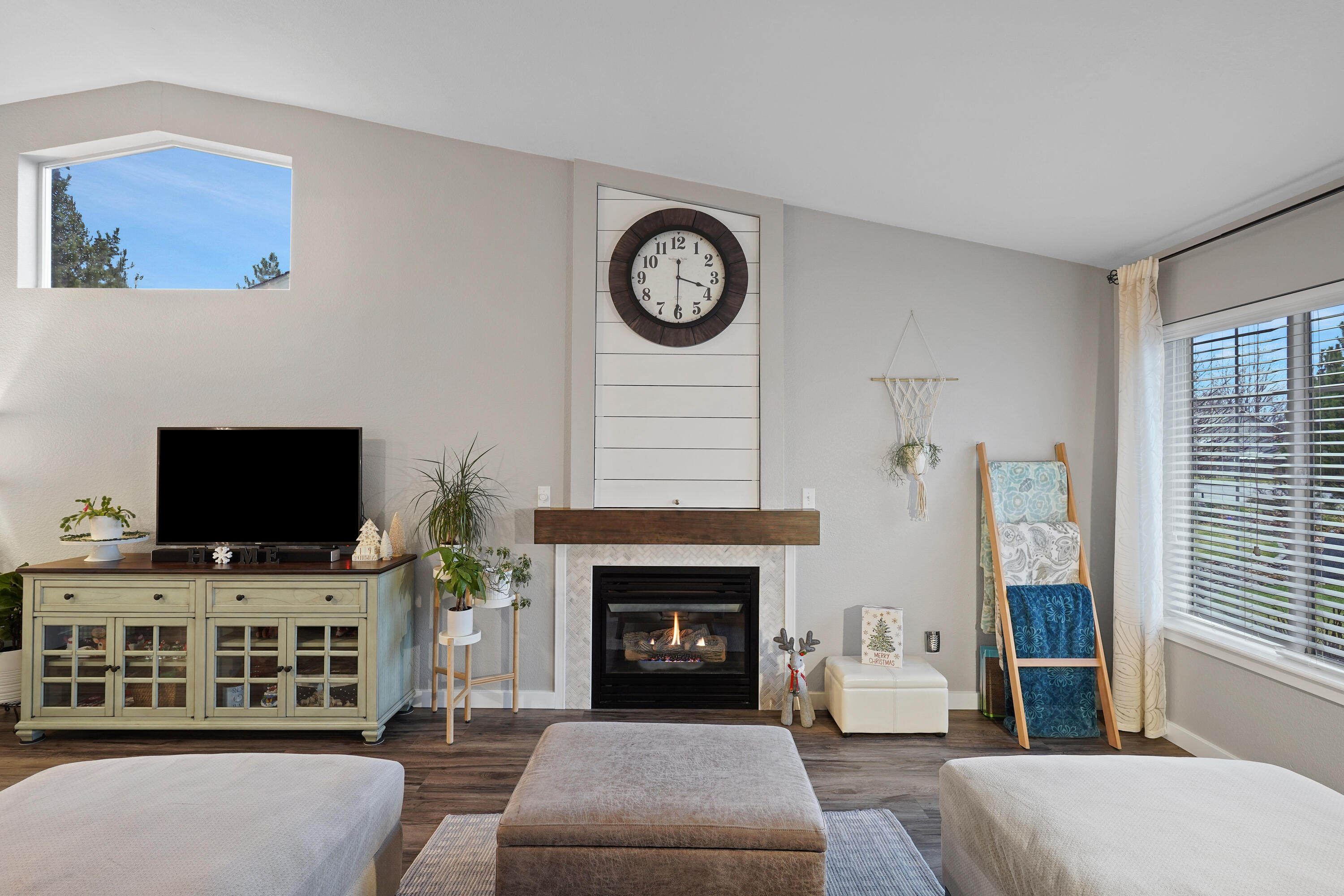 Canyon Point - Residential