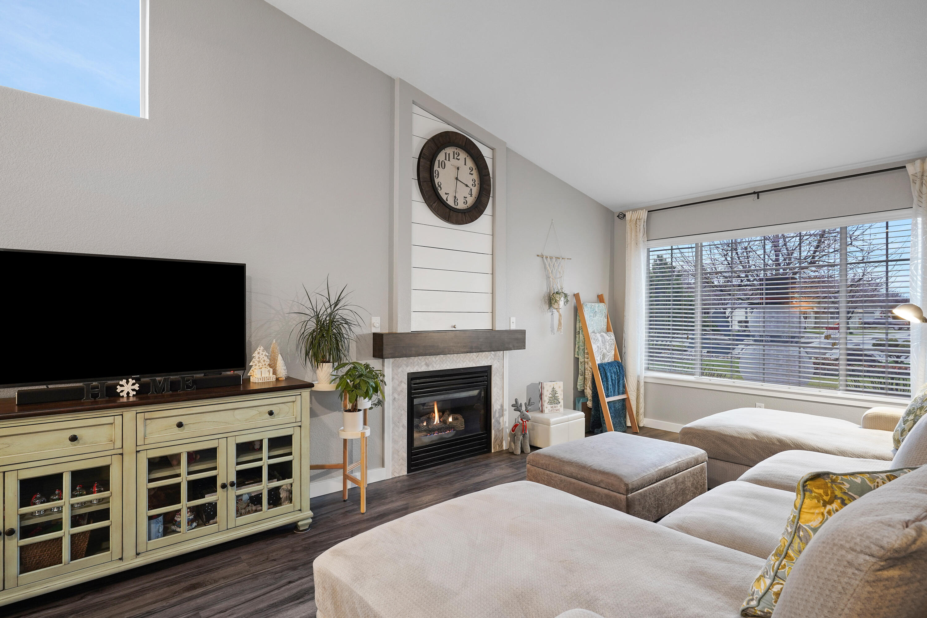 Canyon Point - Residential