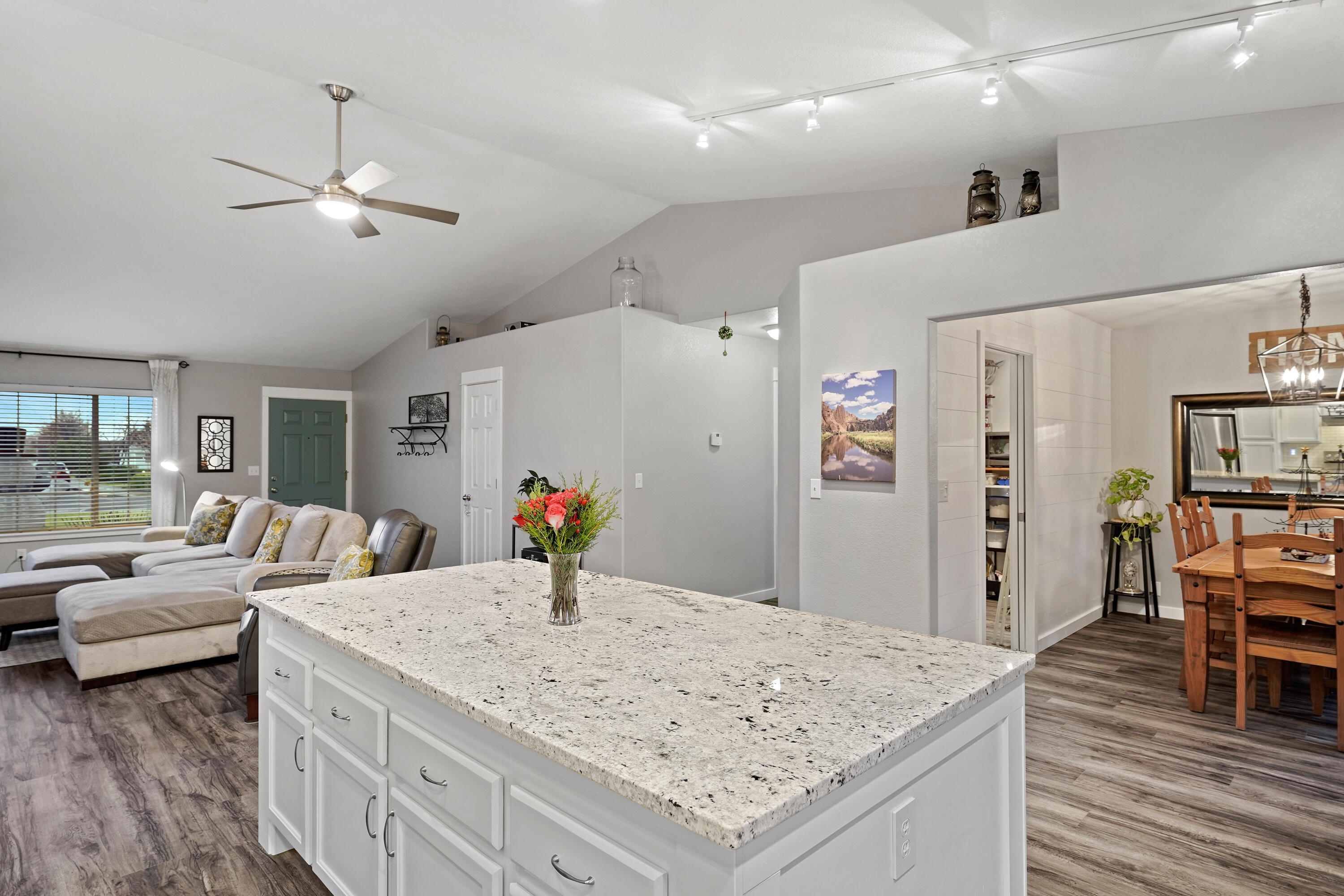 Canyon Point - Residential